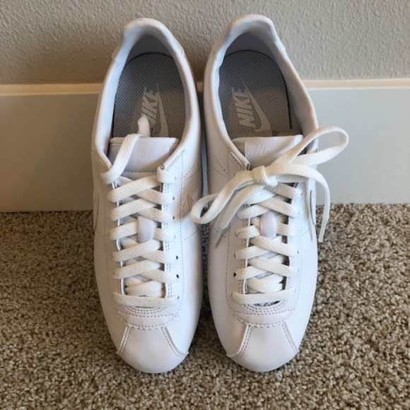 NIKE SNEAKERS - Picture 7 of 9